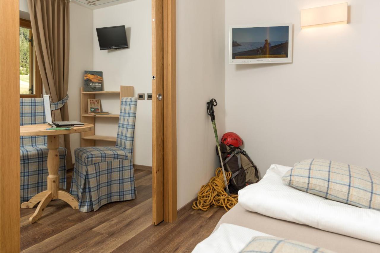 Hotel Garni Lastei Pozza di Fassa Exterior foto